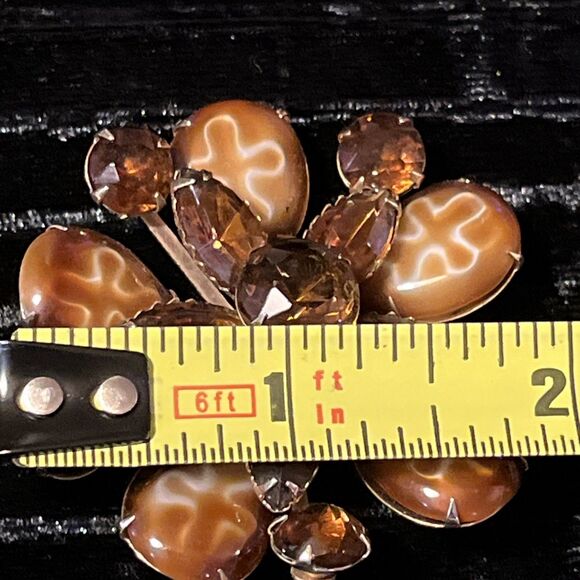 Vintage 1950s 1960s Amber Glass Stone Flower Shaped Brooch Pin MCM 1.75” - Picture 5 of 5